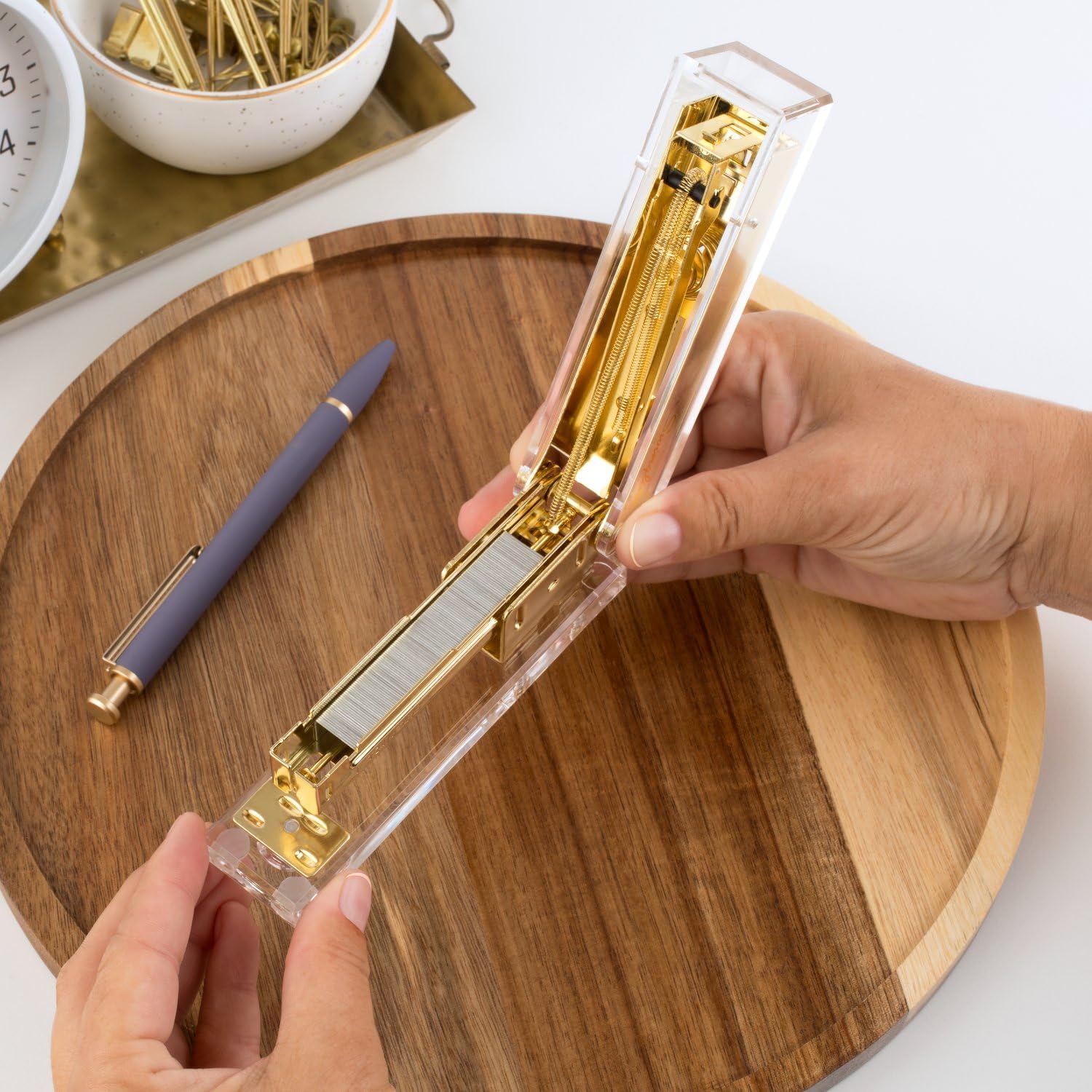 Compact Acrylic Gold Stapler,  - Stapler Half Strip recensione e prezzo